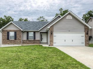 615 Louisbourg Dr, Hillsboro, MO 63050