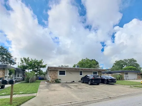 3505 Sherwood Dr, Largo, FL 33771