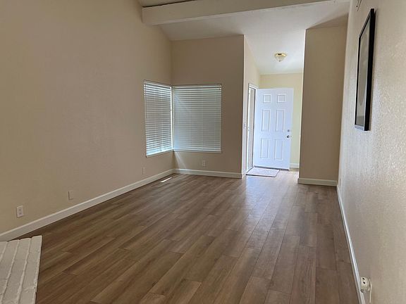 5th image of 6222 Spruce Ave