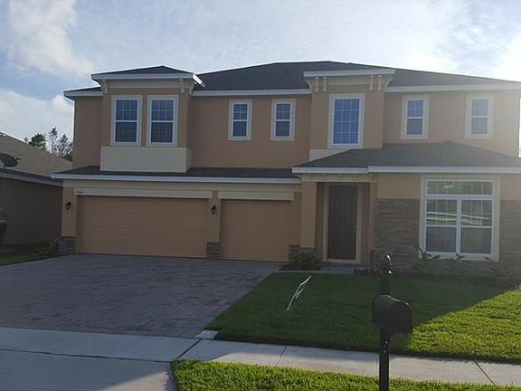 3rd image of 3514 Saxony Ln