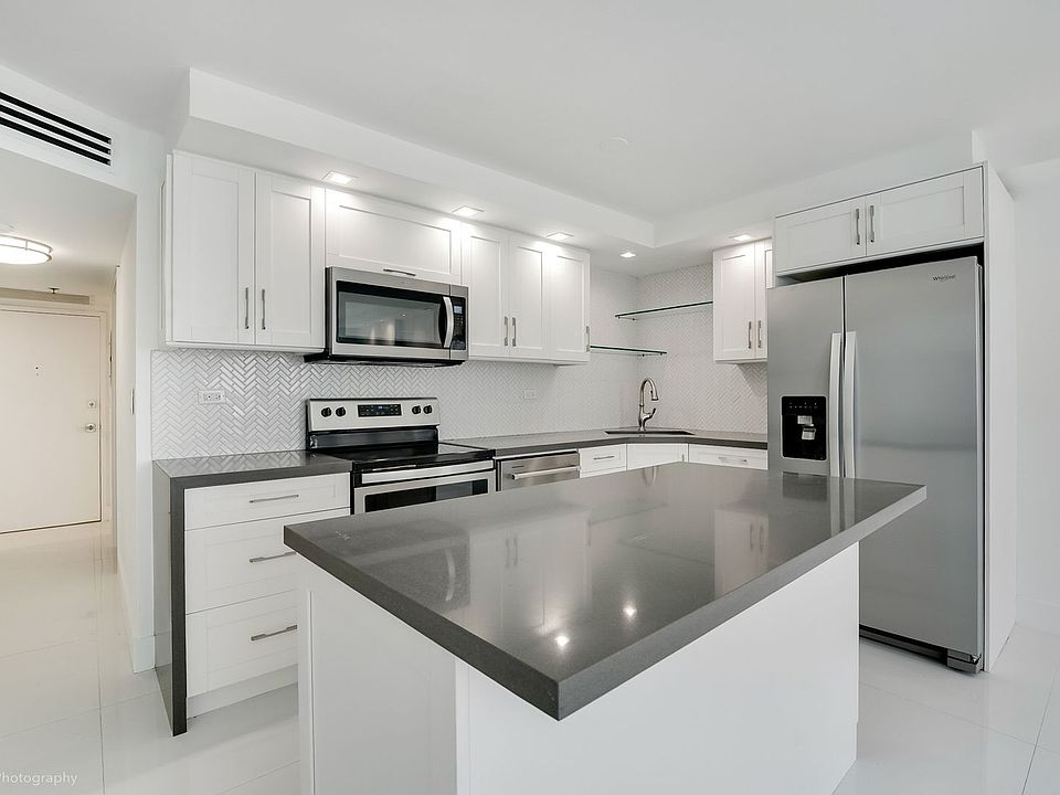 1st image of 6039 Collins Ave