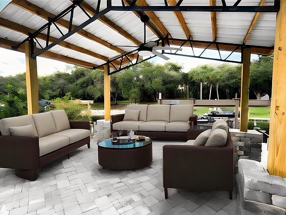 3rd image of 556 WATERWAY DRIVE