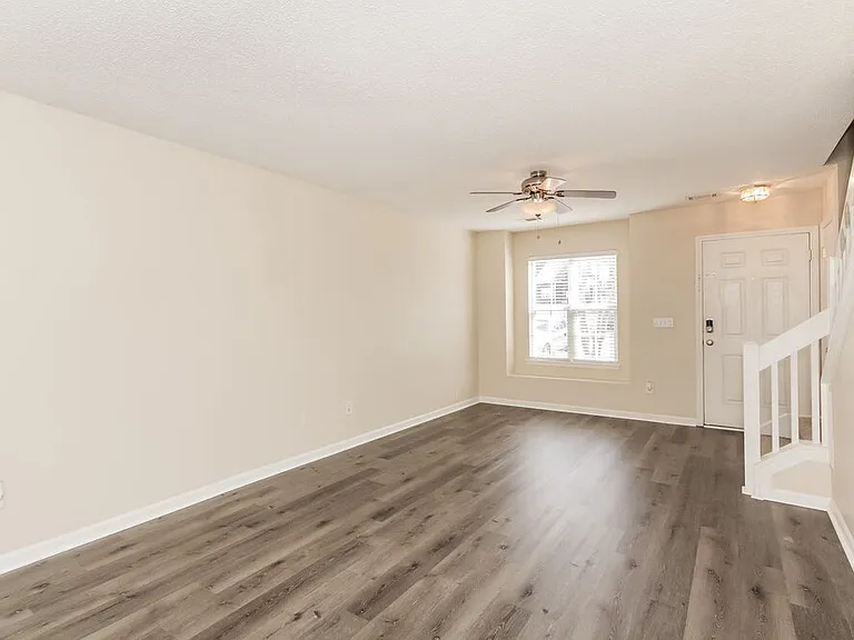 17113 Greenlawn Hills Ct — Photo 5