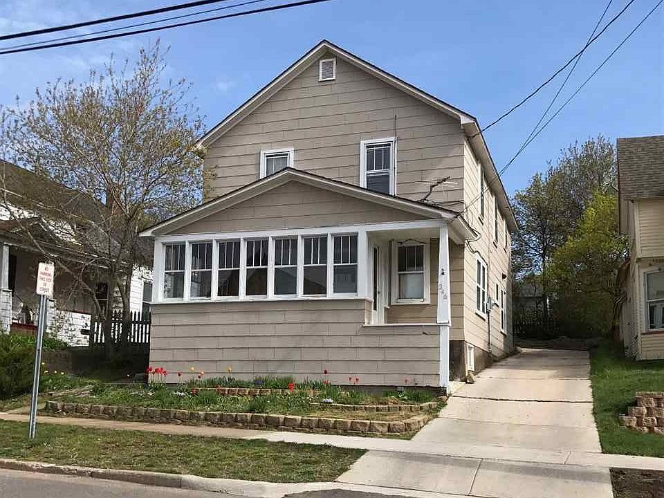 1st image of 346 W Bluff St
