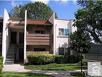 Front of unit. Lower level