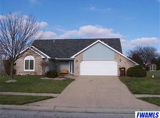 7943 E D Andre Dr, Fort Wayne, IN 46818