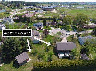 702 Karamol Ct, Petoskey, MI 49770