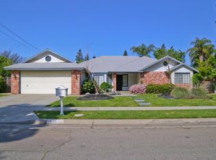 6415 N Adoline Ave, Fresno, CA