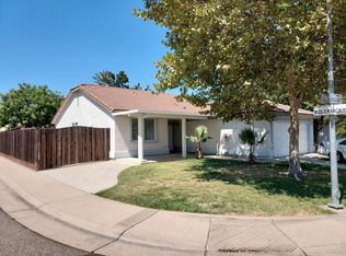 8221 Carriage Oaks Way, Antelope, CA 95843