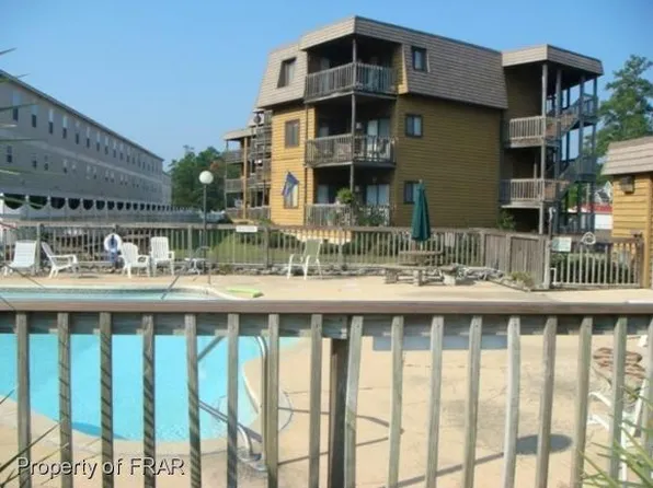 215 Lake Dr #215, Elizabethtown, NC 28337