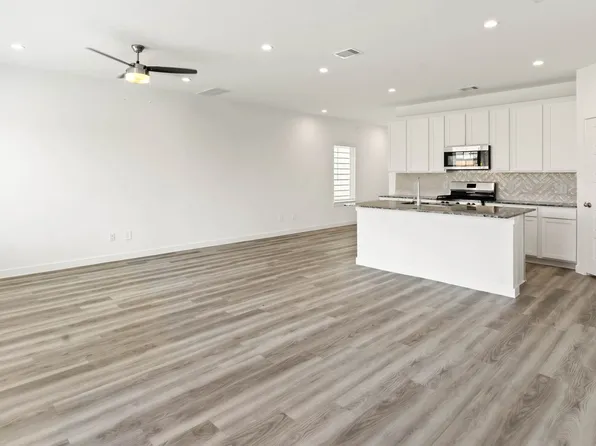 900 Jefferson Way, Sherman, TX 75090