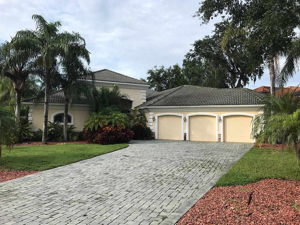 1st image of 6097 Oxbow Bend Ln