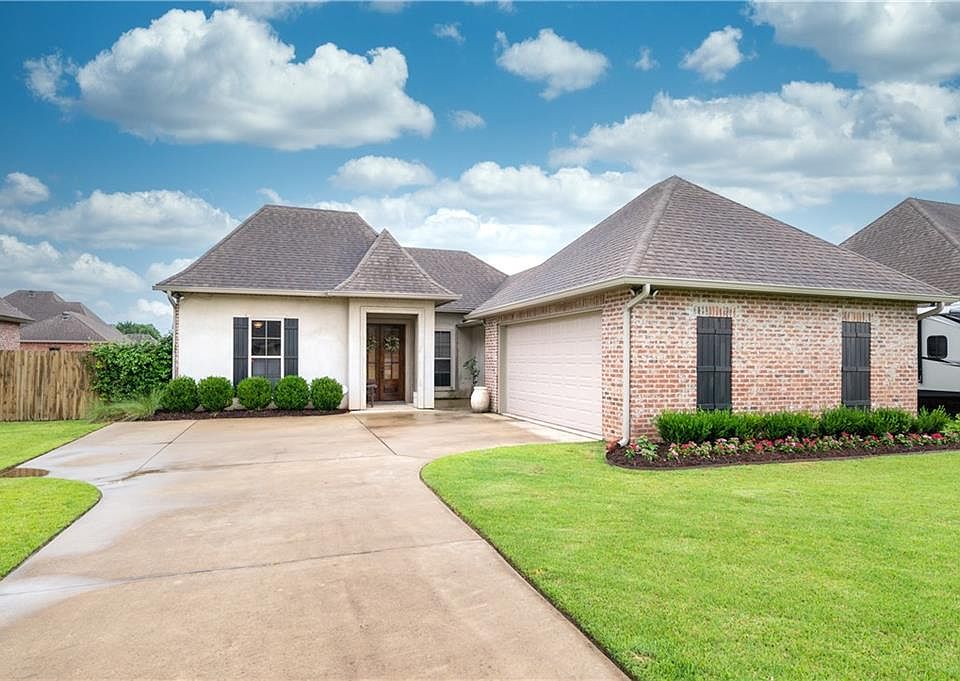 1st image of 5827 Toria Dr