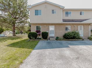 8136 Coventry Rd #66, Niagara Falls, ON L2H 2X6