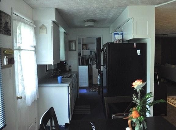 5th image of 326 Terrace Dr