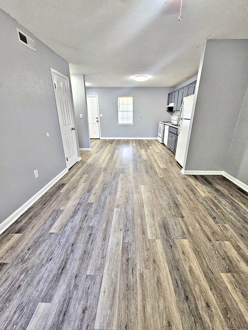 (HTH-3) 1817 Tower St SE — Photo 3