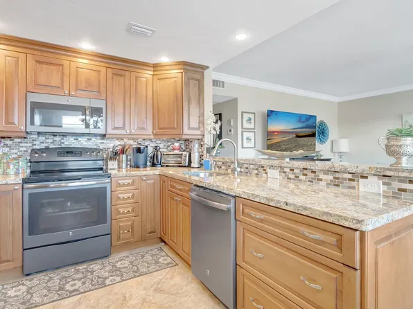453 Richmond F, Deerfield Beach, FL 33442