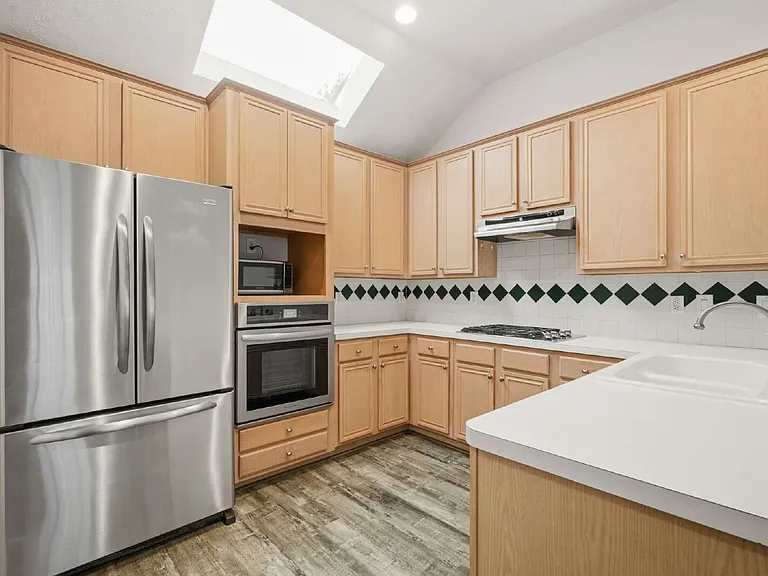 12242 Rutgers Park Ct — Photo 16