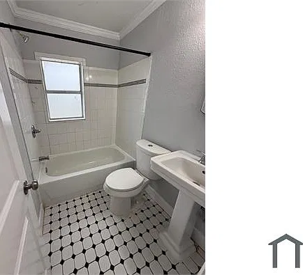 4 bed, 1080 sqft, $2,600 — Photo 3