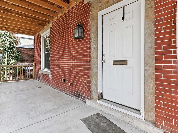 2nd image of 544-546 Oakwood Ave