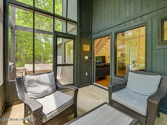 4th image of 166 Weatherford Cir