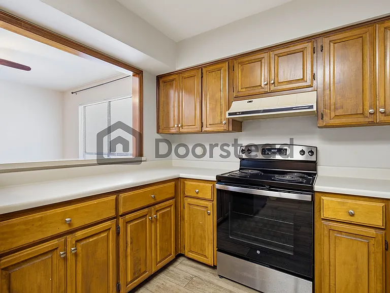 13845 Brook Hollow Blvd — Photo 13