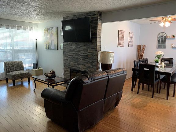 4th image of 2630 Santiago Ct