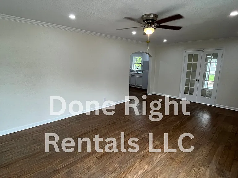 1507 Phelps Ave #1 — Photo 3
