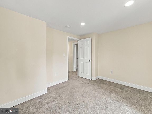 5th image of 8118 Mapleville Rd