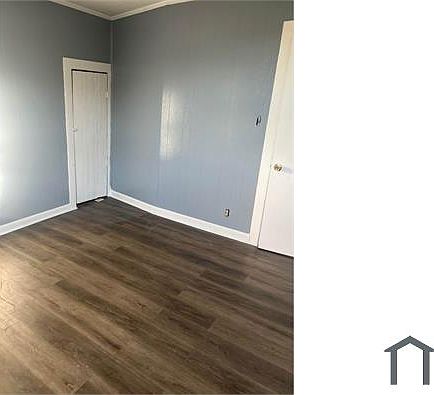 3rd image of 12702 Forest Ave Unit 2