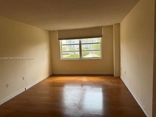 2801 NE 183rd St #308W — Photo 5