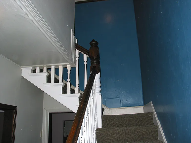 1102 W 11th Ave — Photo 5