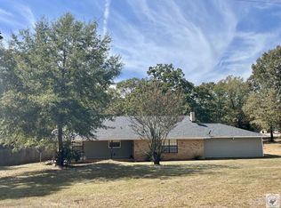 1705 Pine Vly, Queen City, TX 75572