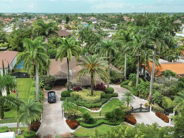 3720 SW 130th Ave, Miami, FL 33175