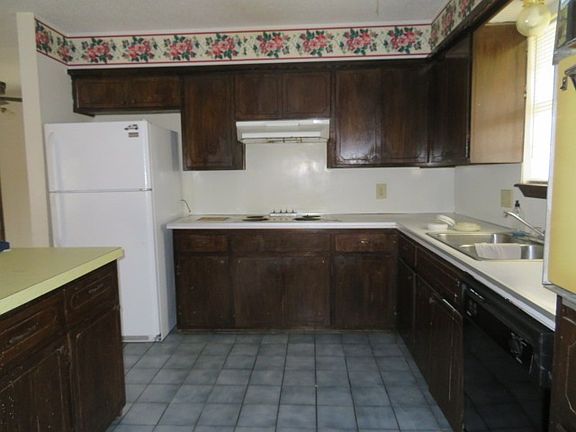 4th image of 1721 NW 50th St