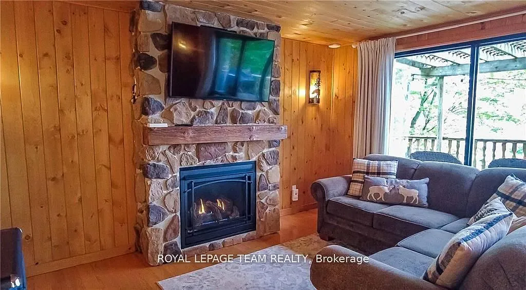4 bed, $2,600 — Photo 3
