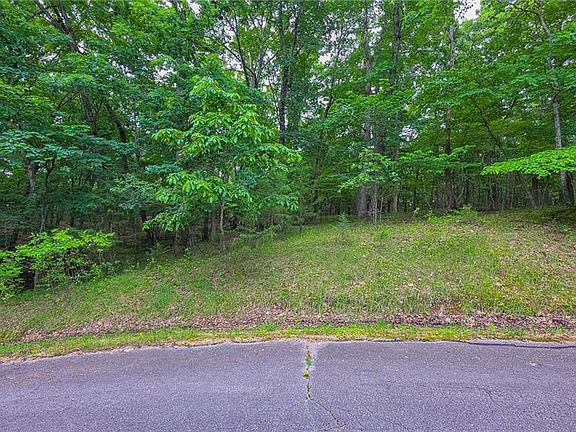 3rd image of 850 Grand Cypress Ct