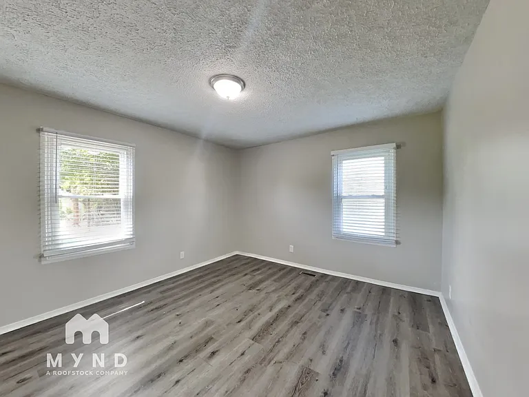 6649 Meadowlark Dr — Photo 14