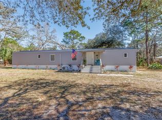 5641 S Woodside Ter, Homosassa, FL 34446