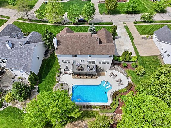 3rd image of 319 Braeswick Dr
