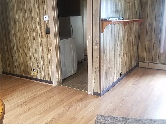3rd image of 80 Liberty Ave