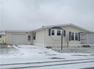 20 Dogwood Dr, Cheektowaga, NY 14227