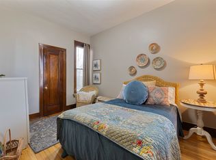 3041 California St #B, Omaha, NE 68131