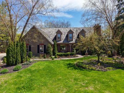 8266 South Country Club CIRCLE, Franklin, WI, 53132