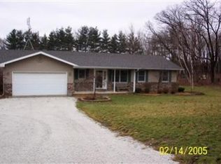 601 W Division St, Demotte, IN 46310