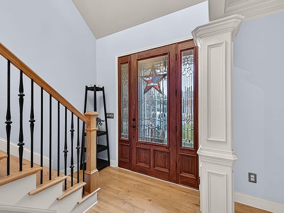 4th image of 401 Park Ridge Cir