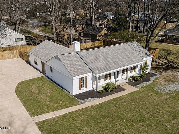 2nd image of 4490 Big Horn Dr S