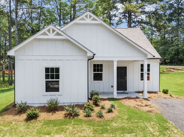 35 Clemit Harris Rd, Newnan, GA 30263