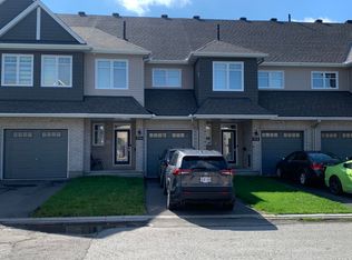 714 Pipit Ln, Ottawa, ON K2J 7A5
