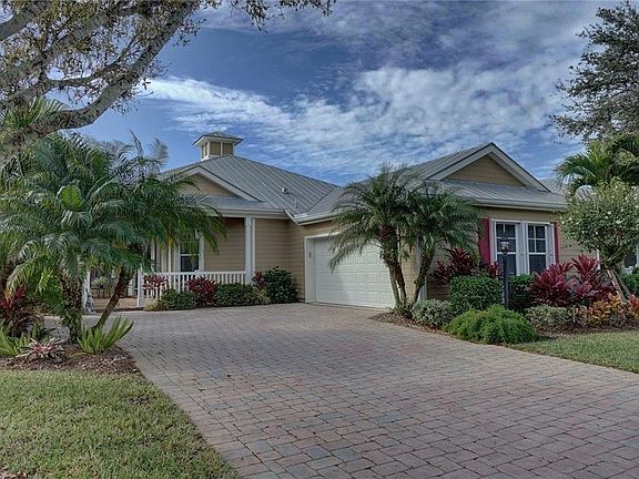 2nd image of 575 NE Canoe Park Cir